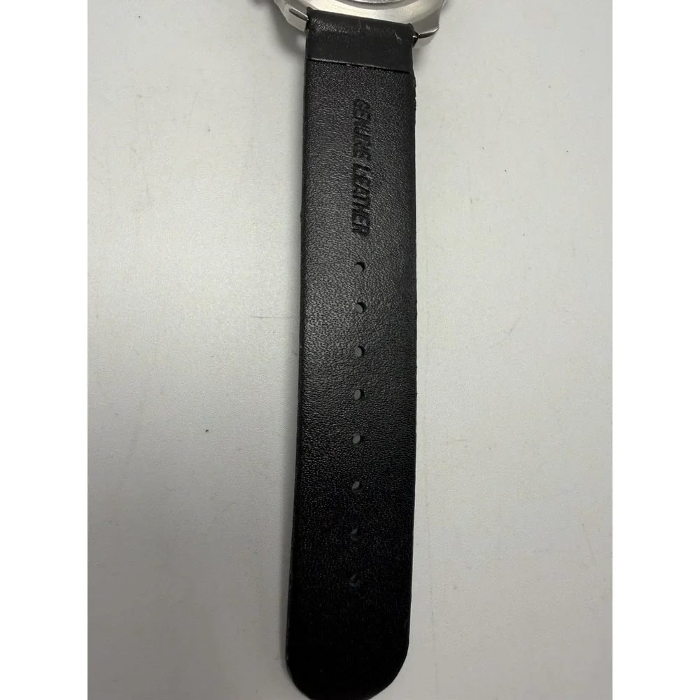 Timex Shenmue New Battery 2006 Mens Watch 42MM 8